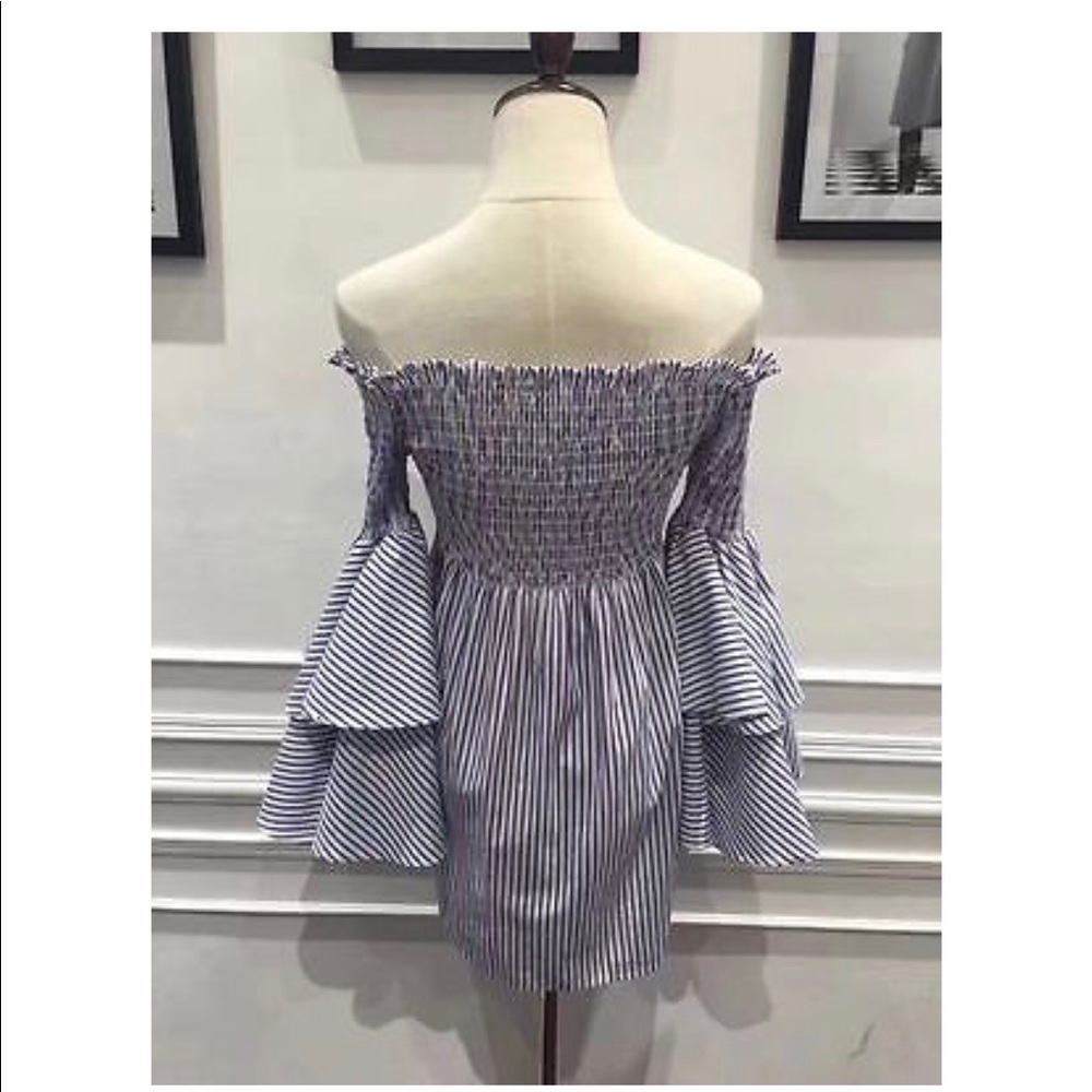 Stripped bell sleeve dress